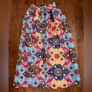 Women’s Full Length Floral Split Leg Skirt Sz: M